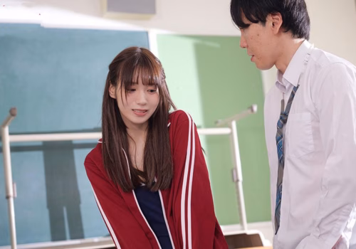 Poster of Em nữ sinh mới lớn cho những cậu bạn học cấp trên địt để được vào nhóm