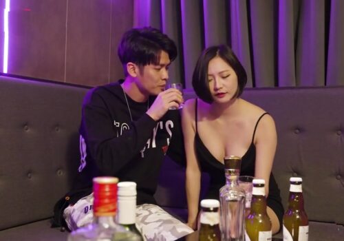 Poster of Họp lớp cuối năm, cậu bạn trai hiếp dâm người yêu củ khi say sĩn